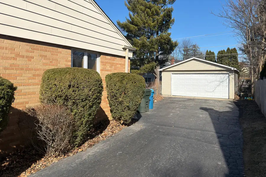 508 W Lonnquist Boulevard, Mount Prospect, IL 60056 - #3