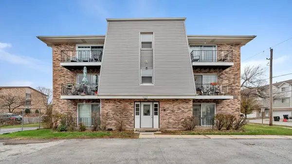 7009 100th Street #201, Chicago Ridge, IL 60415