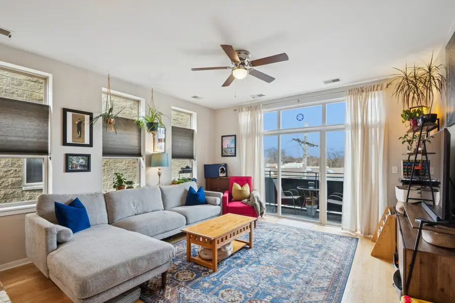 2923 N Clybourn Avenue #403, Chicago, IL 60618 - #3