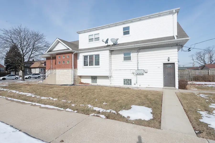 1103 N 15th Avenue, Melrose Park, IL 60160 - #3