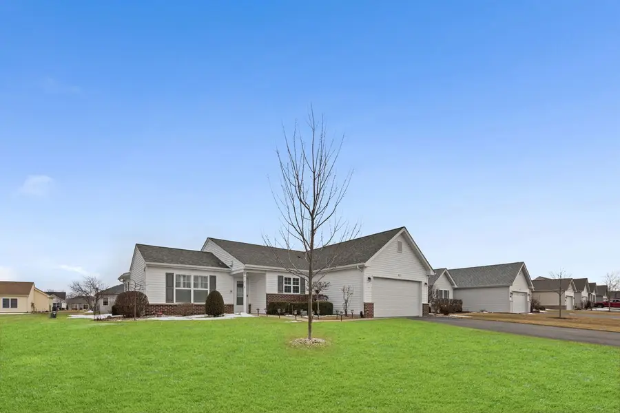 822 Hanson Avenue, McHenry, IL 60050 - #2