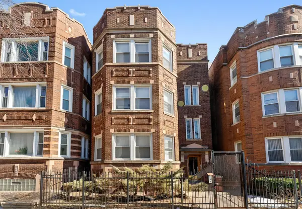 7819 S Cornell Avenue, Chicago, IL 60649