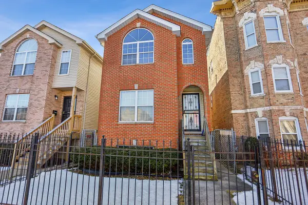 3127 W Fulton Street, Chicago, IL 60612