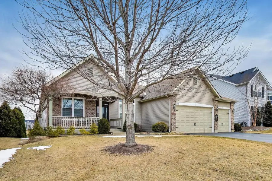 2313 Eisenhower Boulevard, McHenry, IL 60051 - #2