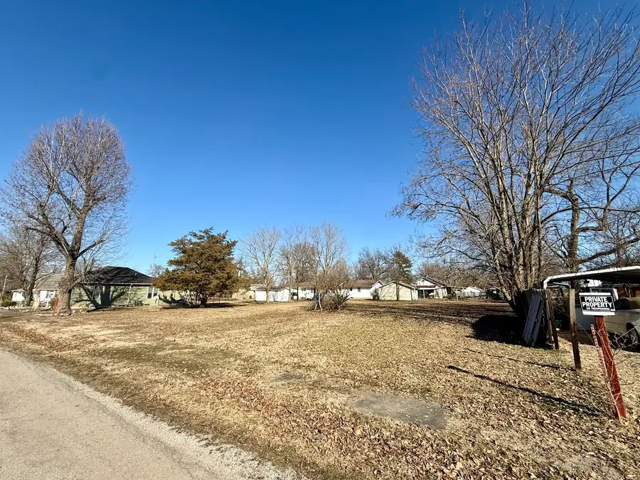 500 S 28th Street, Herrin, IL 62948 - #3