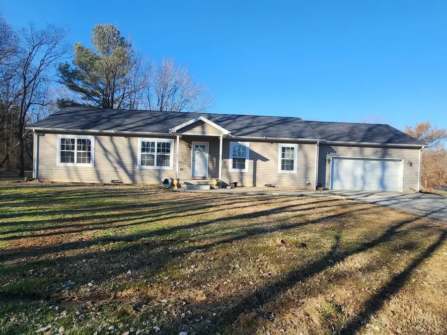 9721 Fox Hunters Road, Benton, IL 62812 - #2