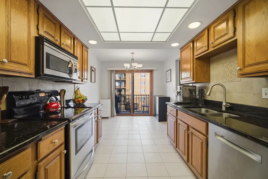 1380 Oakwood Avenue #306, Des Plaines, IL 60016 - #2