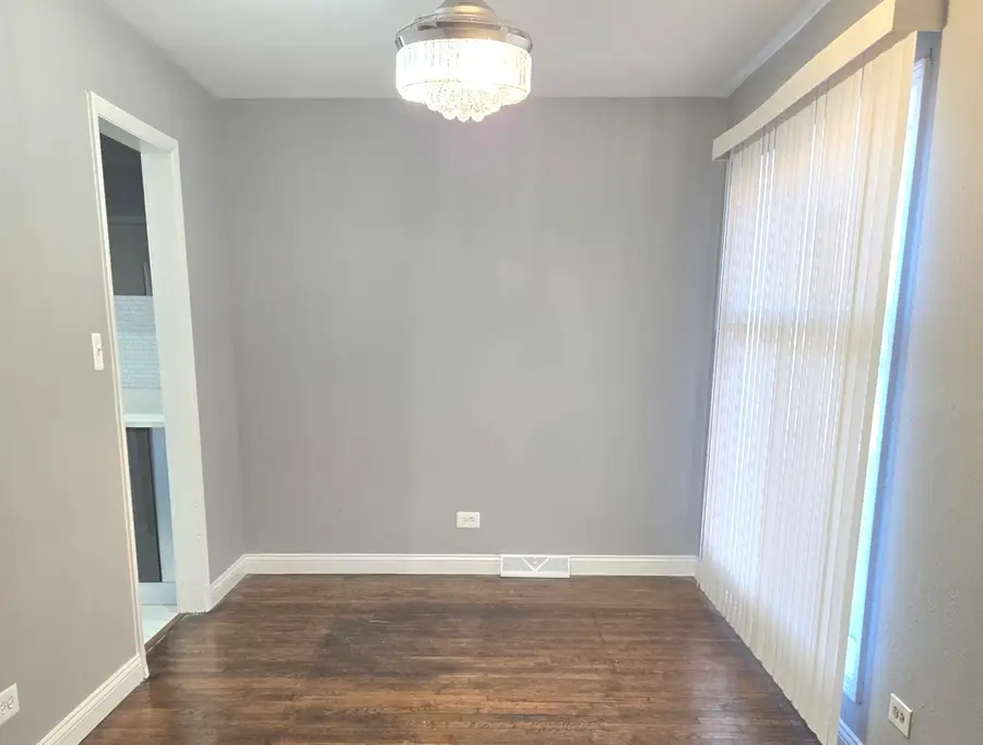 13240 S Saint Lawrence Avenue, Chicago, IL 60827 - #3