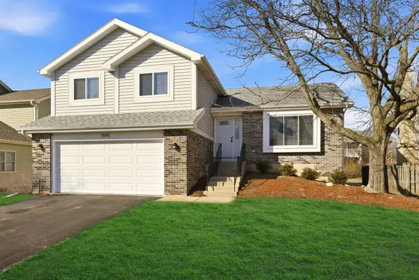 1595 Lois Ann Lane, Naperville, IL 60563