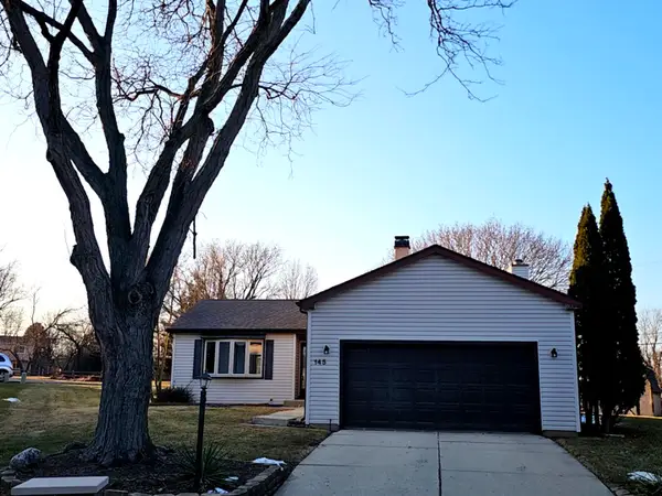 145 Abbeywood Circle, Streamwood, IL 60107