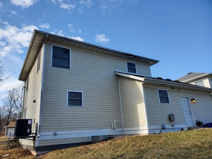 Address Withheld By Seller, Rockford, IL 61102 - #3