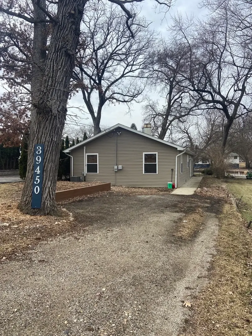 39450 N Circle Avenue, Antioch, IL 60002 - #2