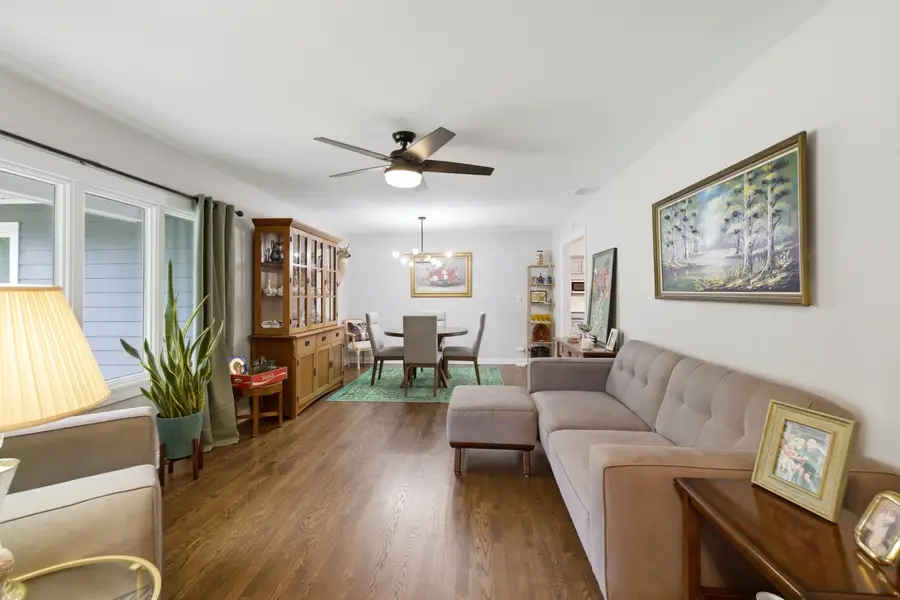 1321 Cumberland Circle E, Elk Grove Village, IL 60007 - #3