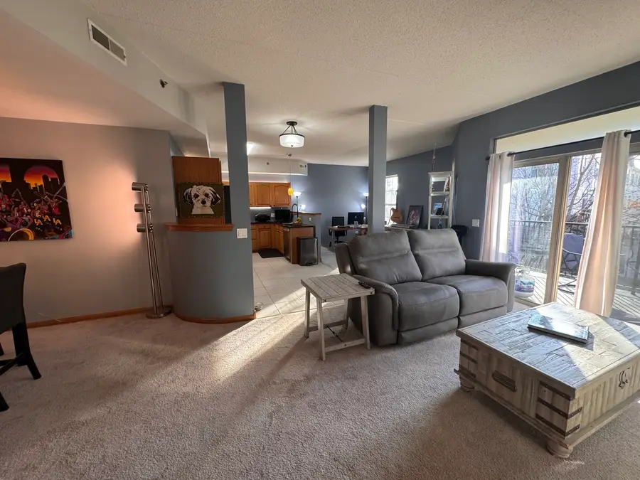 3135 Town Square Drive #104, Rolling Meadows, IL 60008 - #2