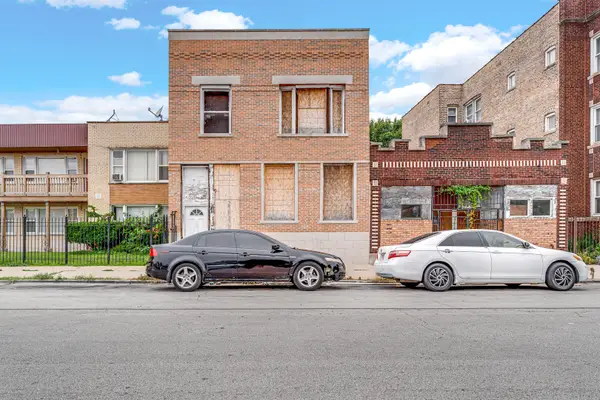 3024 E Cheltenham Place, Chicago, IL 60649