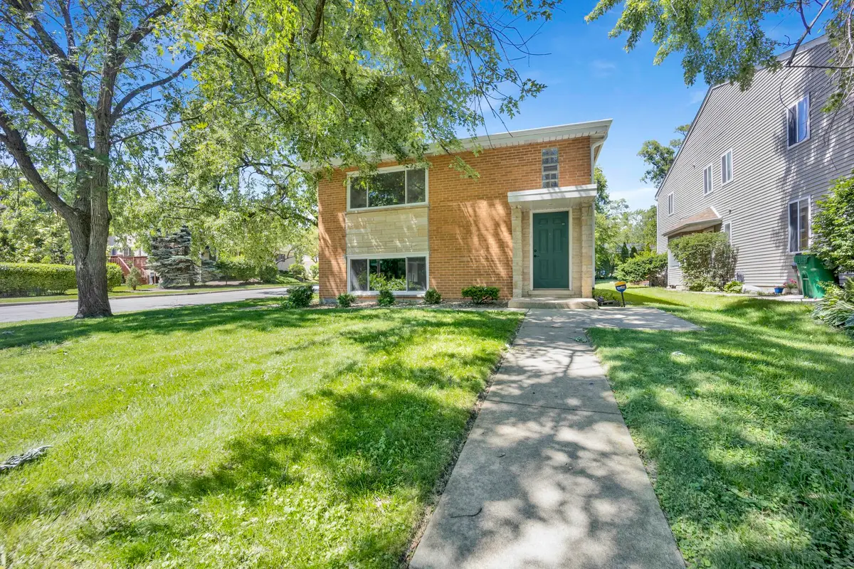 27W180 Cooley Avenue, Winfield, IL 60190 - #1