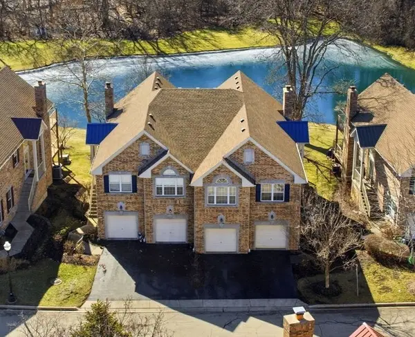 1304 Christine Court, Vernon Hills, IL 60061