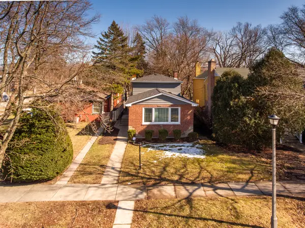 8953 Central Park Avenue, Evanston, IL 60203