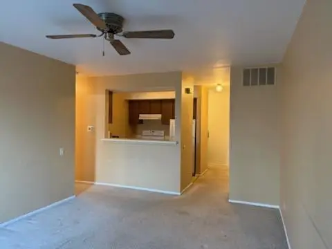 208 Queens Cove, Barrington, IL 60010 - #3