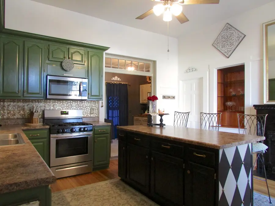 621 Girard Street, Metropolis, IL 62960 - #2