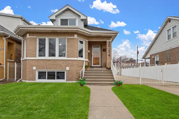 2714 N Mango Avenue, Chicago, IL 60639