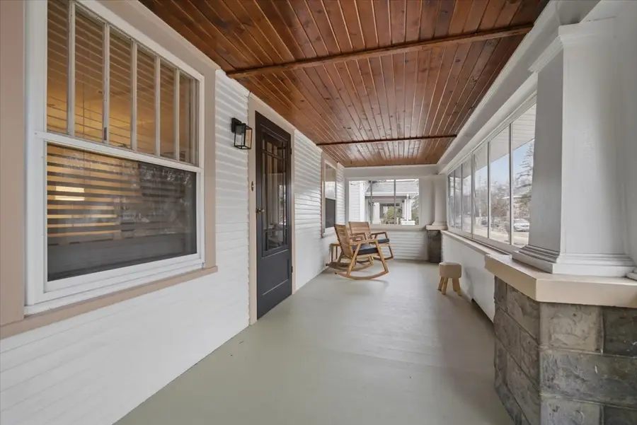 611 Vale Street, Bloomington, IL 61701 - #3