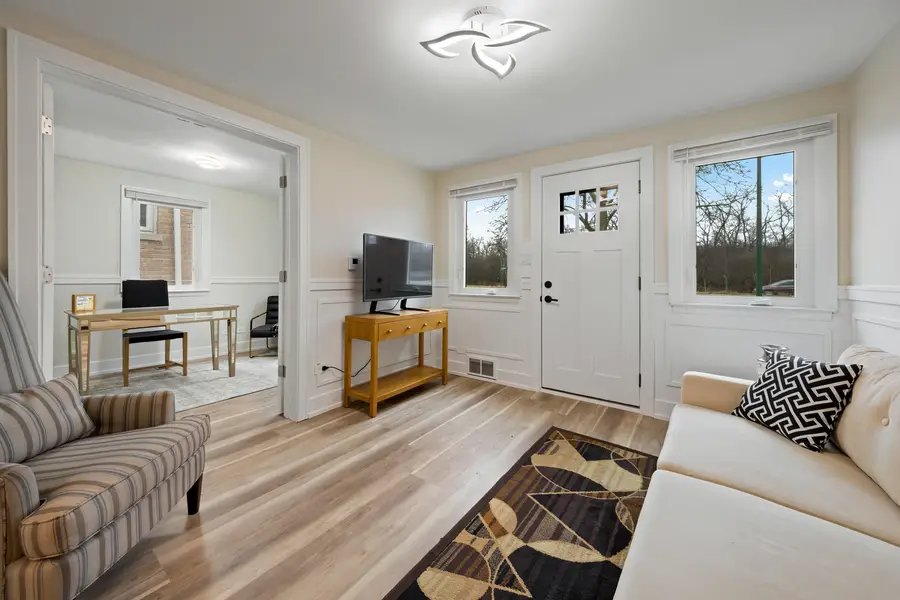 3909 N Cumberland Avenue, Chicago, IL 60634 - #2