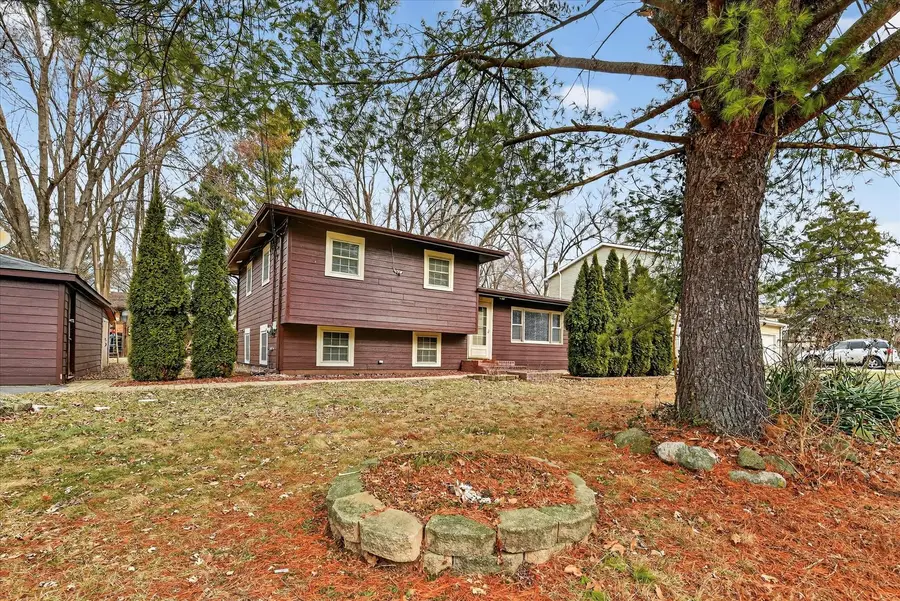 2810 Brentwood Lane, McHenry, IL 60050 - #3