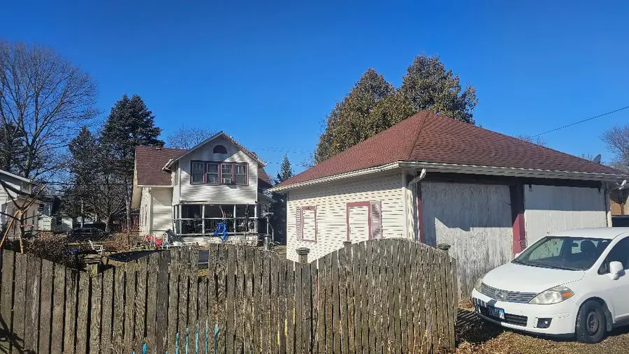 2113 Latham Street, Rockford, IL 61103 - #2