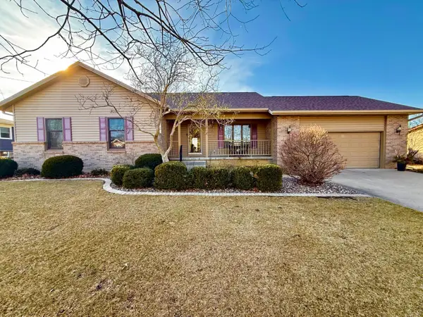 8408 49th Street, Coal Valley, IL 61240