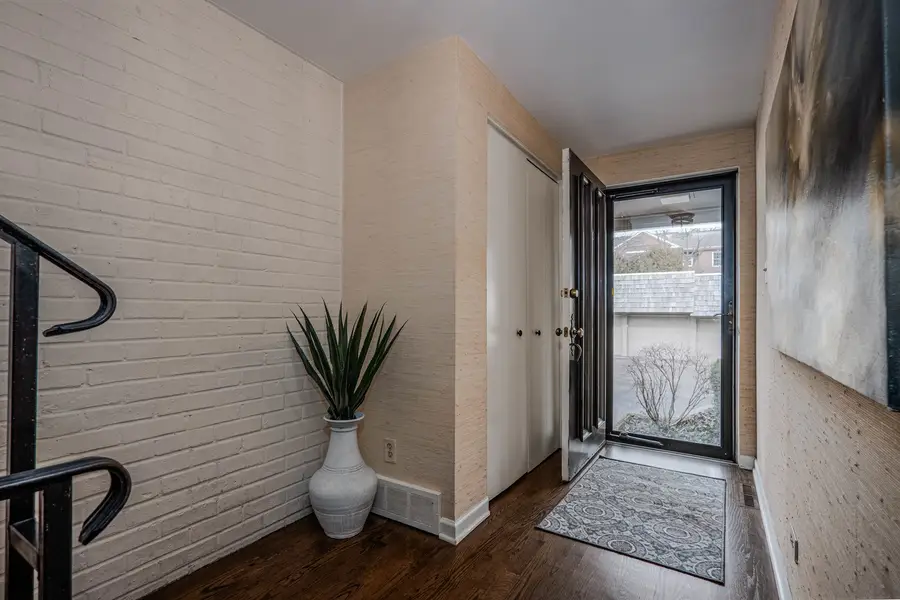 Address Withheld By Seller, Geneva, IL 60134 - #3