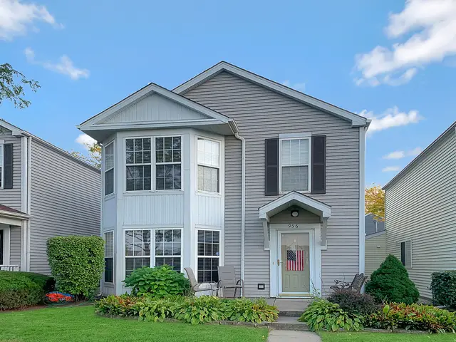 956 Four Seasons Boulevard, Aurora, IL 60504 - #1