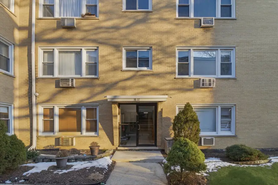 3822 Ruby Street #2E, Schiller Park, IL 60176 - #2