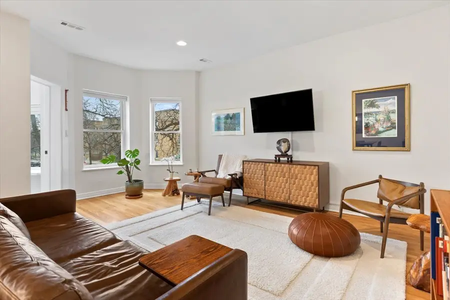 4655 N Winchester Avenue #2N, Chicago, IL 60640 - #3