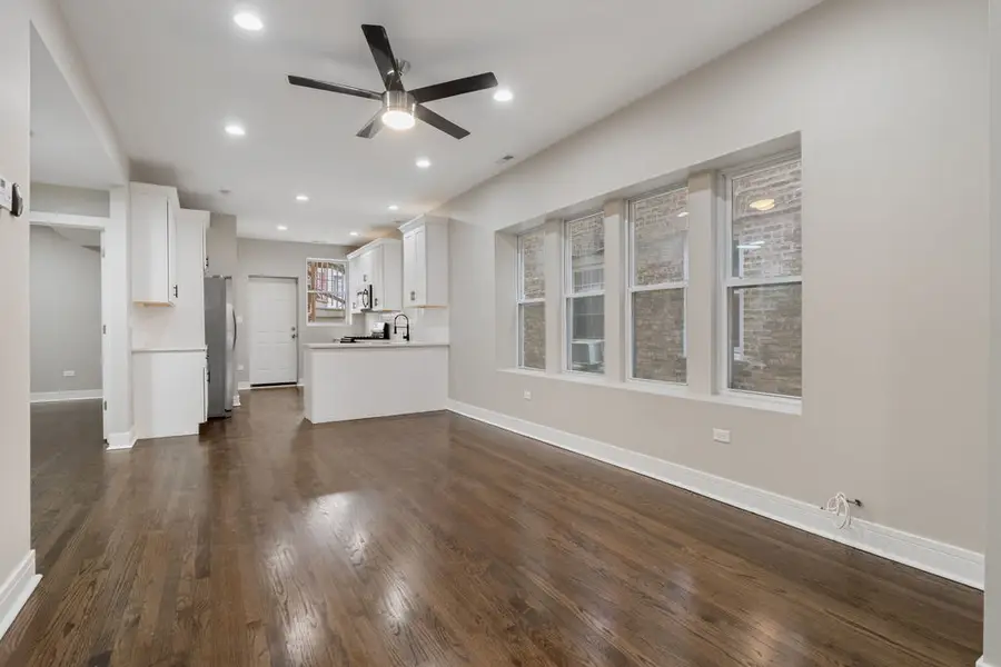 7836 S Constance Avenue, Chicago, IL 60649 - #3