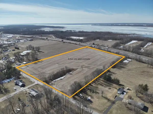 0000 N Oak Street, Ina, IL 62846