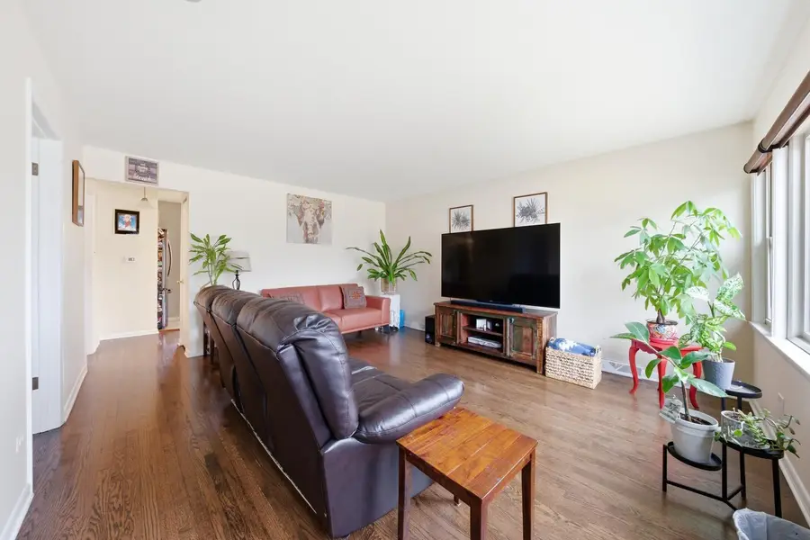 6524 Ridge Drive, Chicago Ridge, IL 60415 - #3