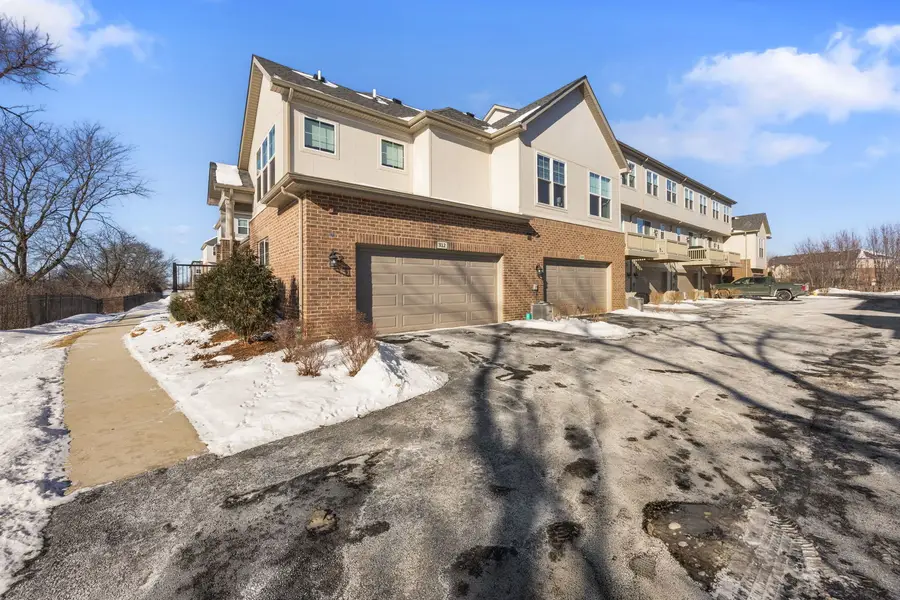 312 Woodmoor Drive, Lombard, IL 60148 - #2