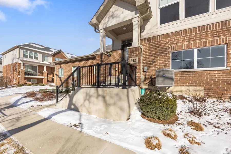 312 Woodmoor Drive, Lombard, IL 60148 - #3