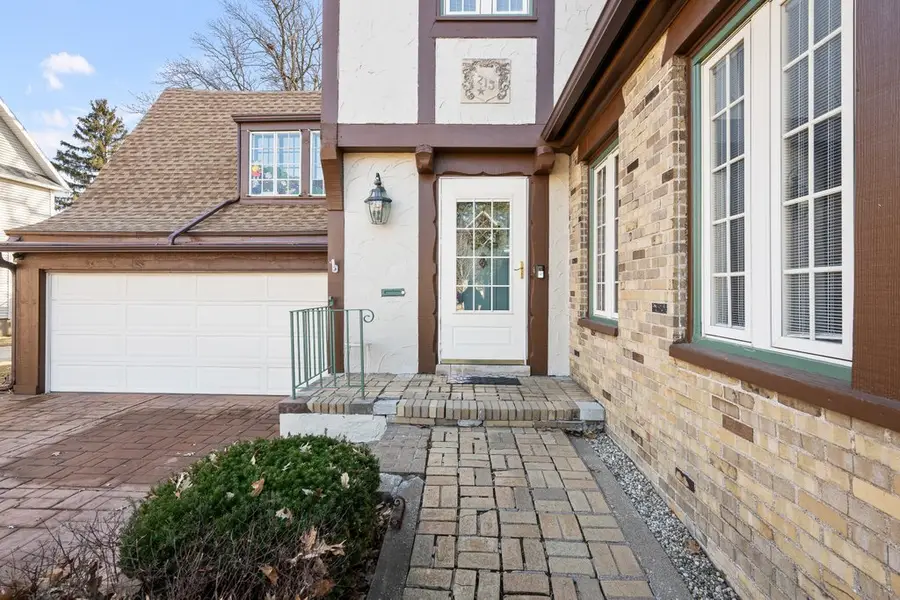 215 W Prospect Street, Kewanee, IL 61443 - #3