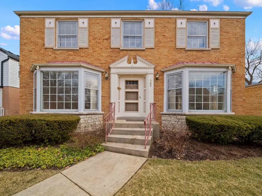 905 S Seminary Avenue, Park Ridge, IL 60068 - #2