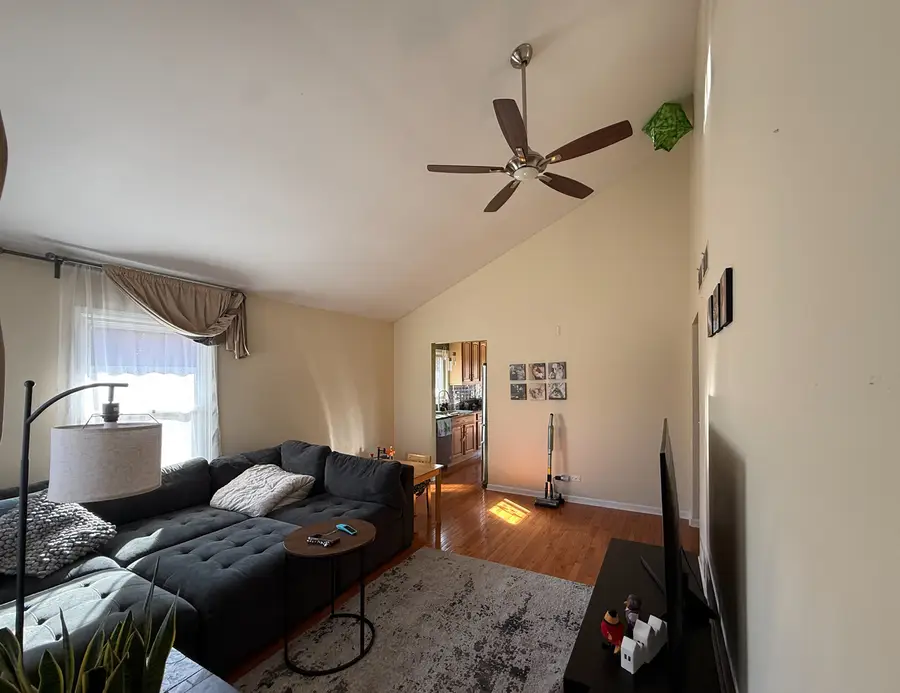 401 S Whispering Hills Drive, Naperville, IL 60540 - #3