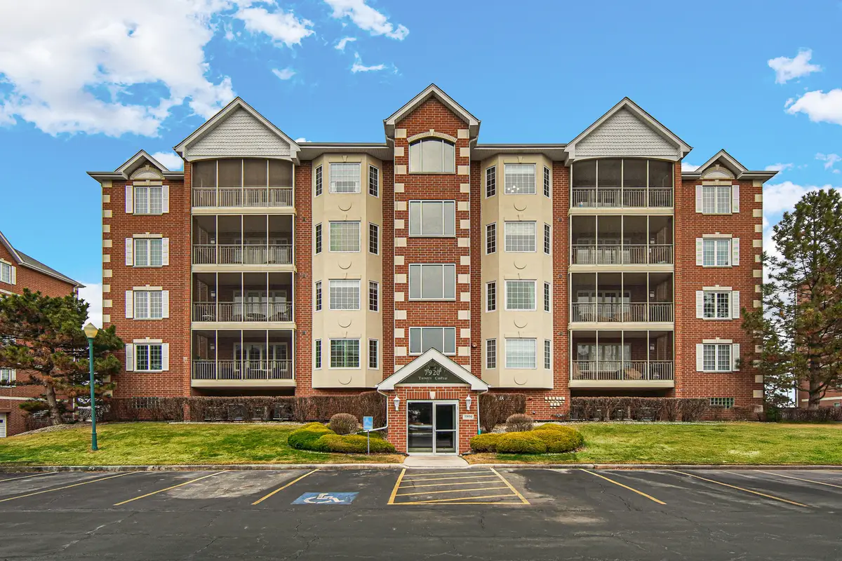 7920 Trinity Circle #4SW, Tinley Park, IL 60487 - #1
