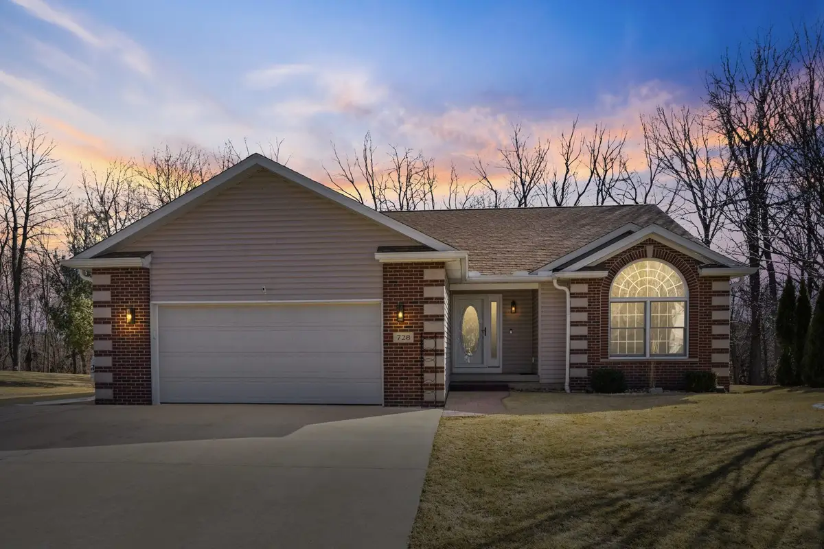 728 10th Avenue Court, Hampton, IL 61256 - #1