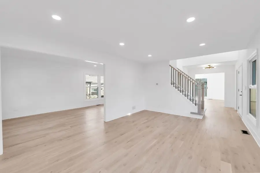 Address Withheld By Seller, Buffalo Grove, IL 60089 - #2