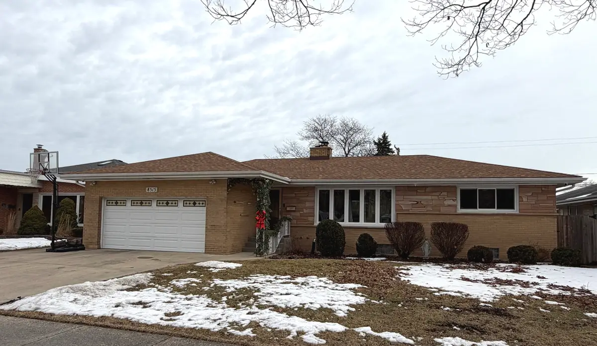 8515 N Ozanam Avenue, Niles, IL 60714 - #1