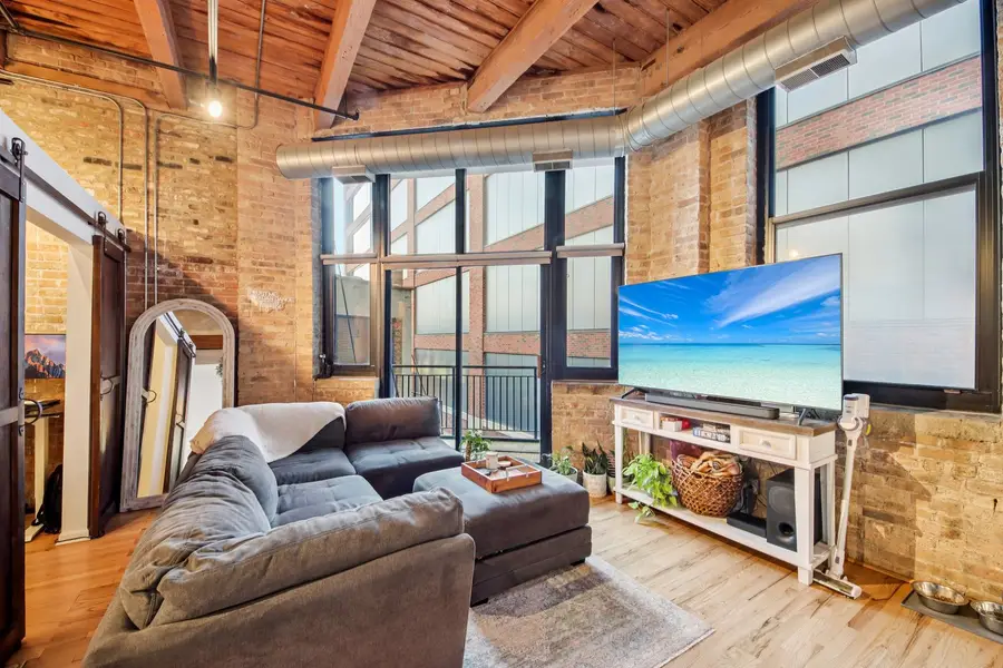 215 N Aberdeen Street #B401, Chicago, IL 60607 - #2