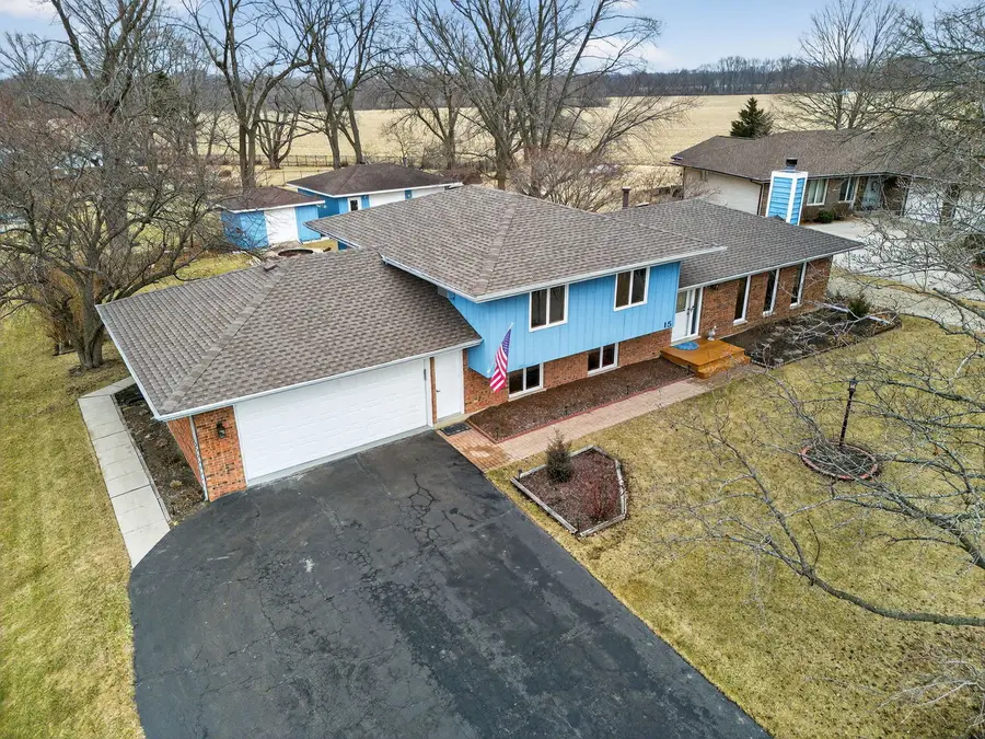 15 E Cedar Court, Yorkville, IL 60560 - #2