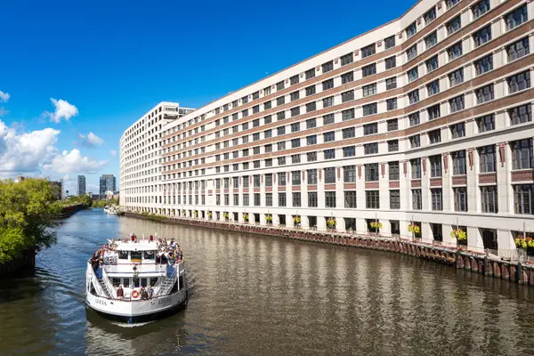 900 N Kingsbury Street #812, Chicago, IL 60610