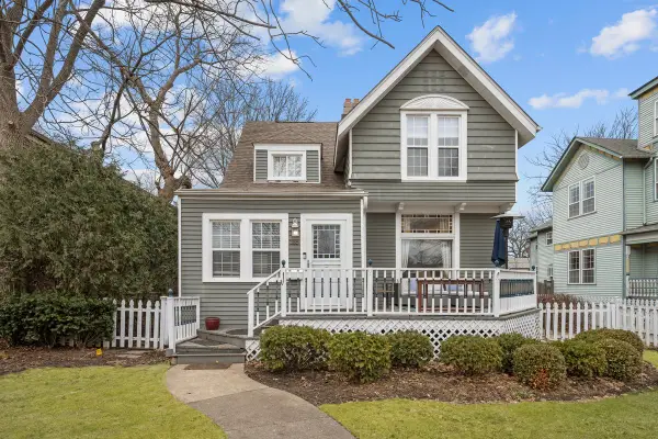 385 Park Avenue, Highland Park, IL 60035